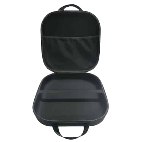 Foto eines geöffneten EVA Waterproof EV Cable Case